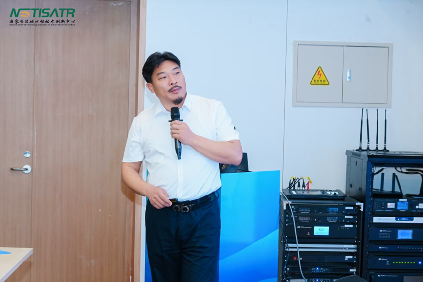 b24c633b-da08-4e15-9e5e-82de2279b07c b24c633b-da08-4e15-9e5e-82de2279b07c